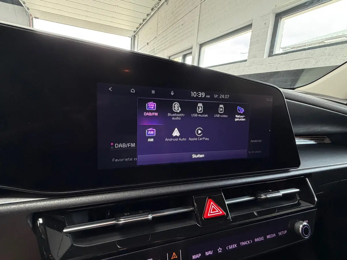 1.6 GDi Hybrid DynamicLine | Widescreen | camera | 1/2 Leder | Stoel en stuurverwarwing