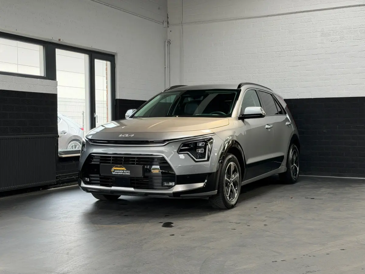 1.6 GDi Hybrid DynamicLine | Widescreen | camera | 1/2 Leder | Stoel en stuurverwarwing