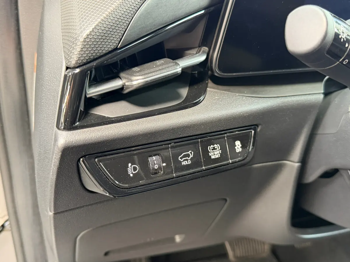 1.6 GDi Hybrid DynamicLine | Widescreen | camera | 1/2 Leder | Stoel en stuurverwarwing