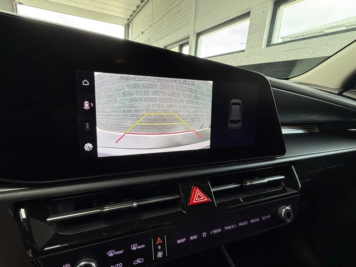 1.6 GDi Hybrid DynamicLine | Widescreen | camera | 1/2 Leder | Stoel en stuurverwarwing