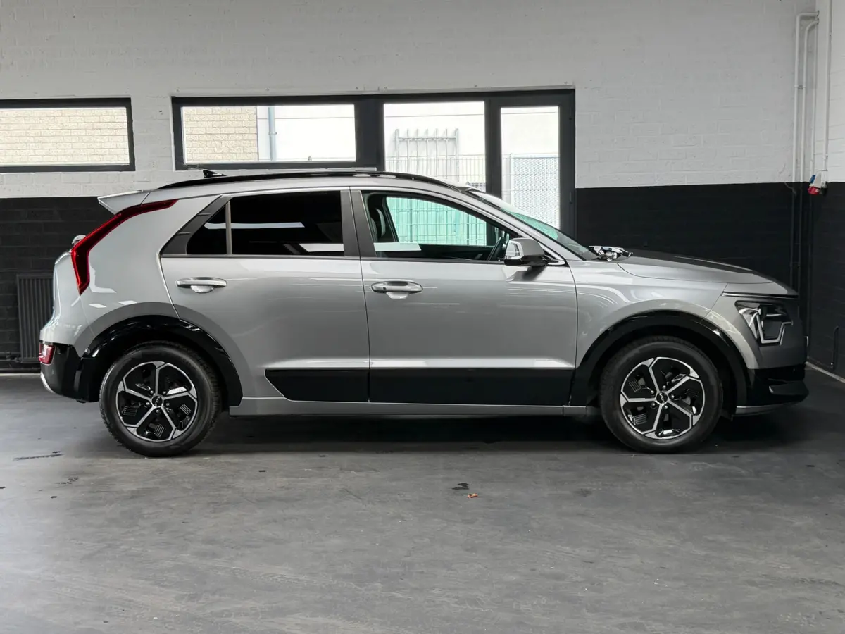 1.6 GDi Hybrid DynamicLine | Widescreen | camera | 1/2 Leder | Stoel en stuurverwarwing