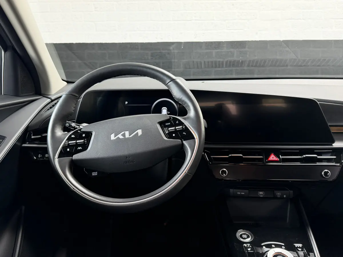 1.6 GDi Hybrid DynamicLine | Widescreen | camera | 1/2 Leder | Stoel en stuurverwarwing