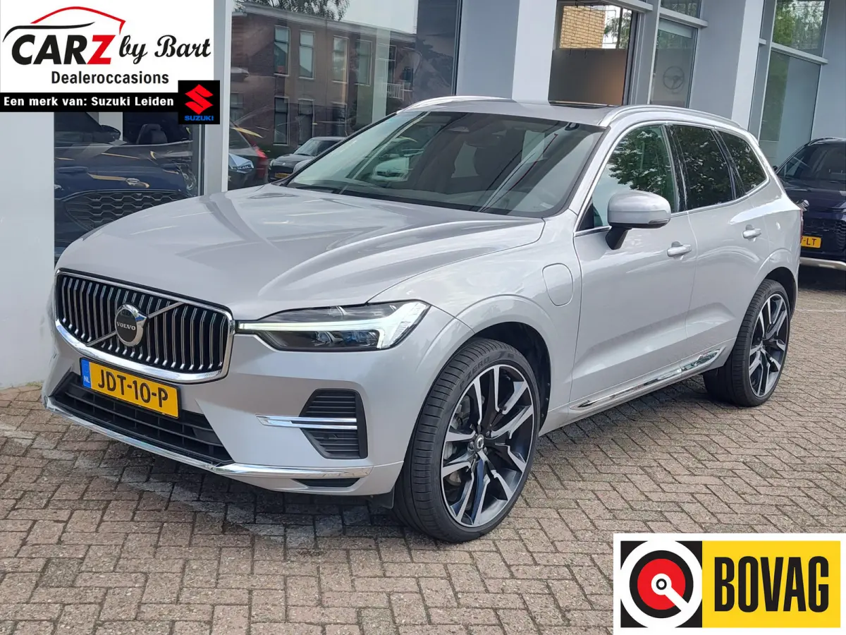 2.0 T6 PLUG-IN HYBRID AWD CORE BRIGHT Open dak | Google Maps | Keyless
