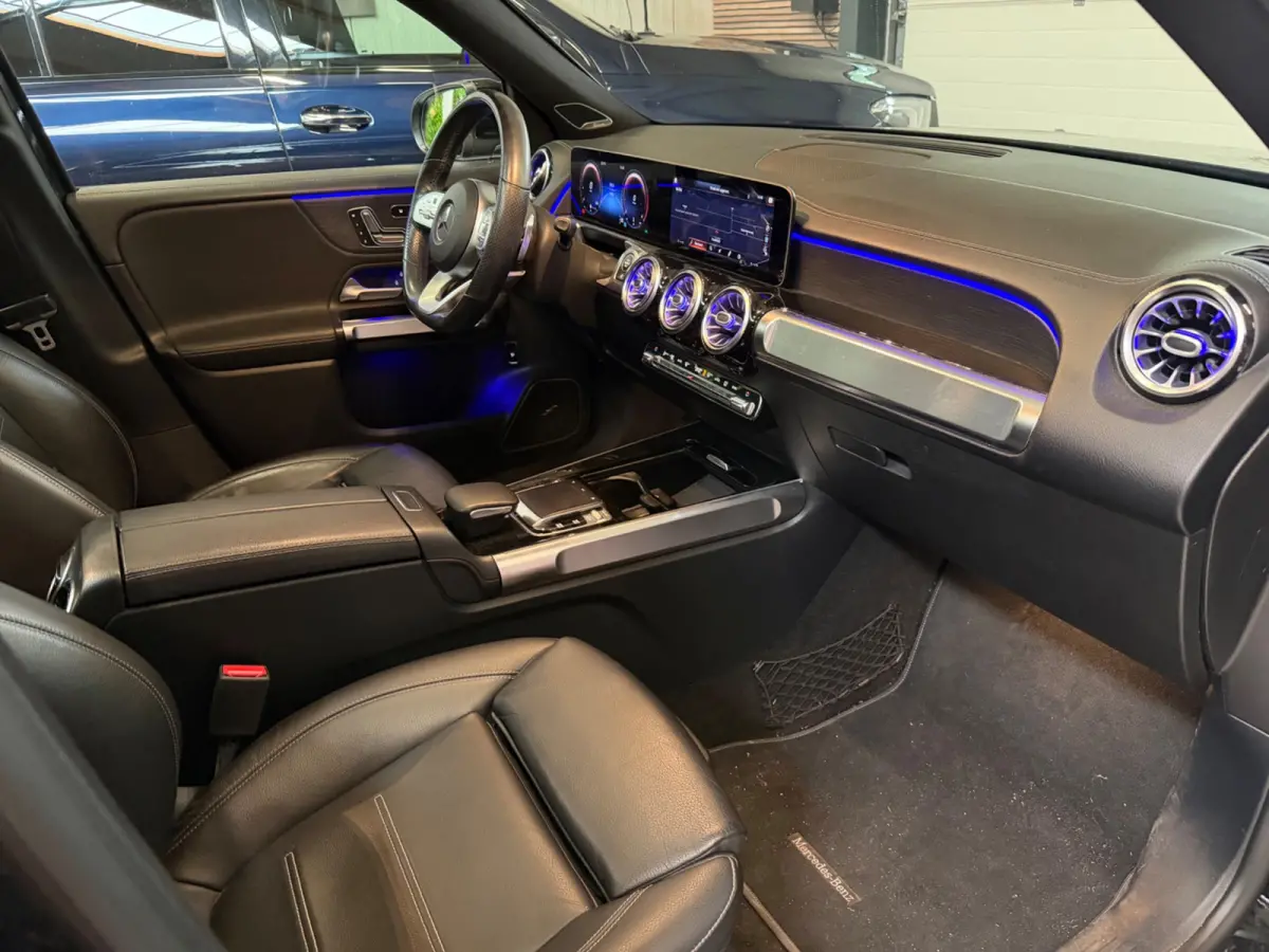 200 Premium Plus AMG - Memory - Keyless - 360 Camera - Panoramadak - Leer