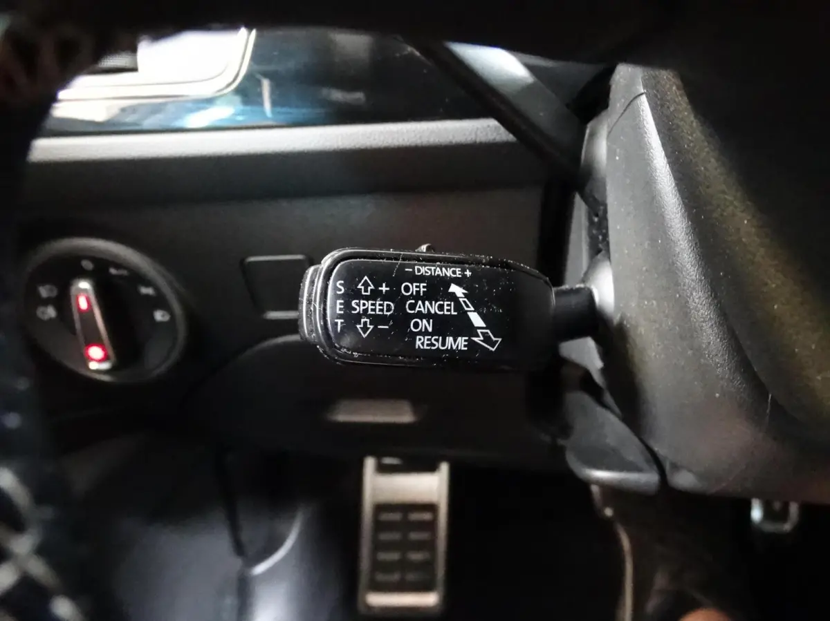 2.0 TSI CUPRA 300