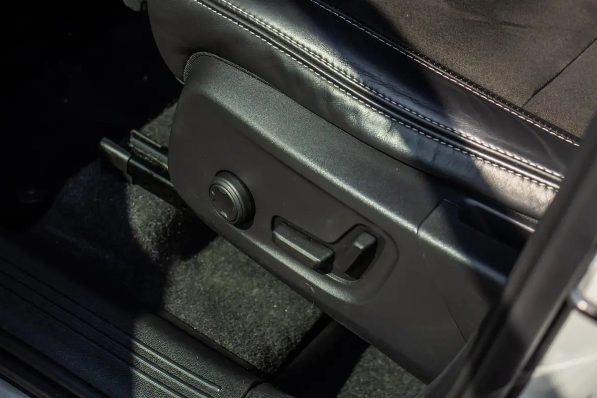 2.0 T4 R-Design, Orig. NL, Pano, Leder, Keyless