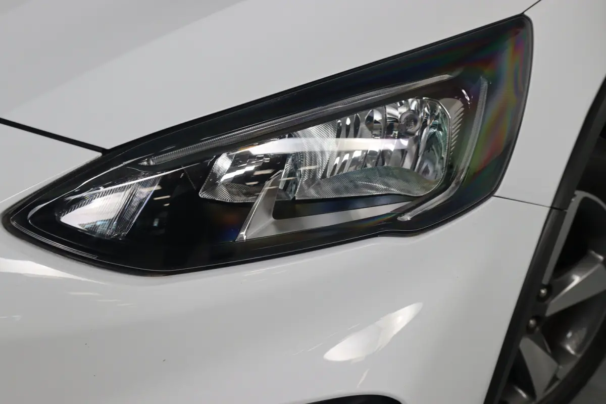 1.0 EcoBoost Active Business | Navigatie | Parkeersensoren | Keyless start | 17 Lichtmetalen velgen | Airco | Cruise Control