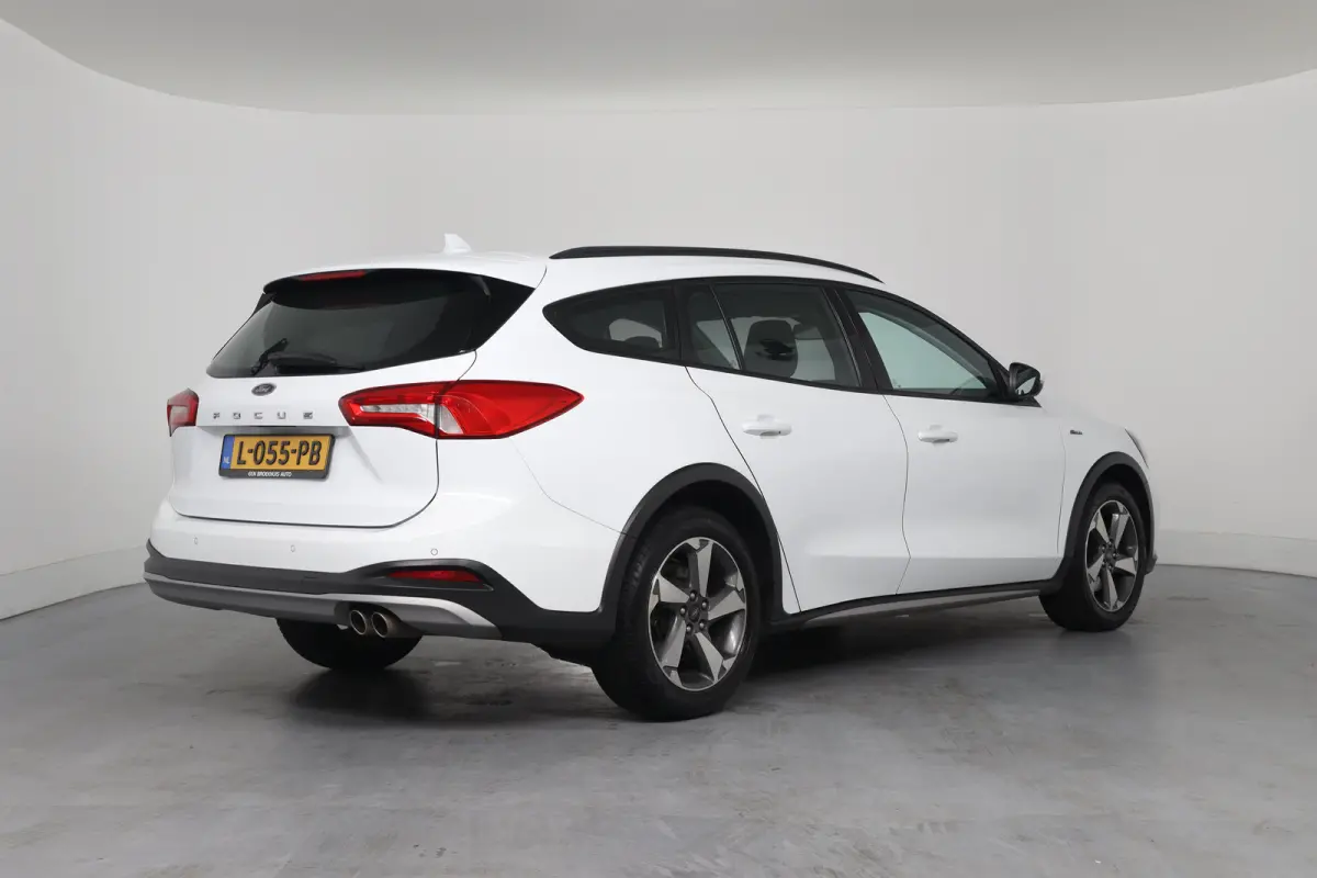 1.0 EcoBoost Active Business | Navigatie | Parkeersensoren | Keyless start | 17 Lichtmetalen velgen | Airco | Cruise Control