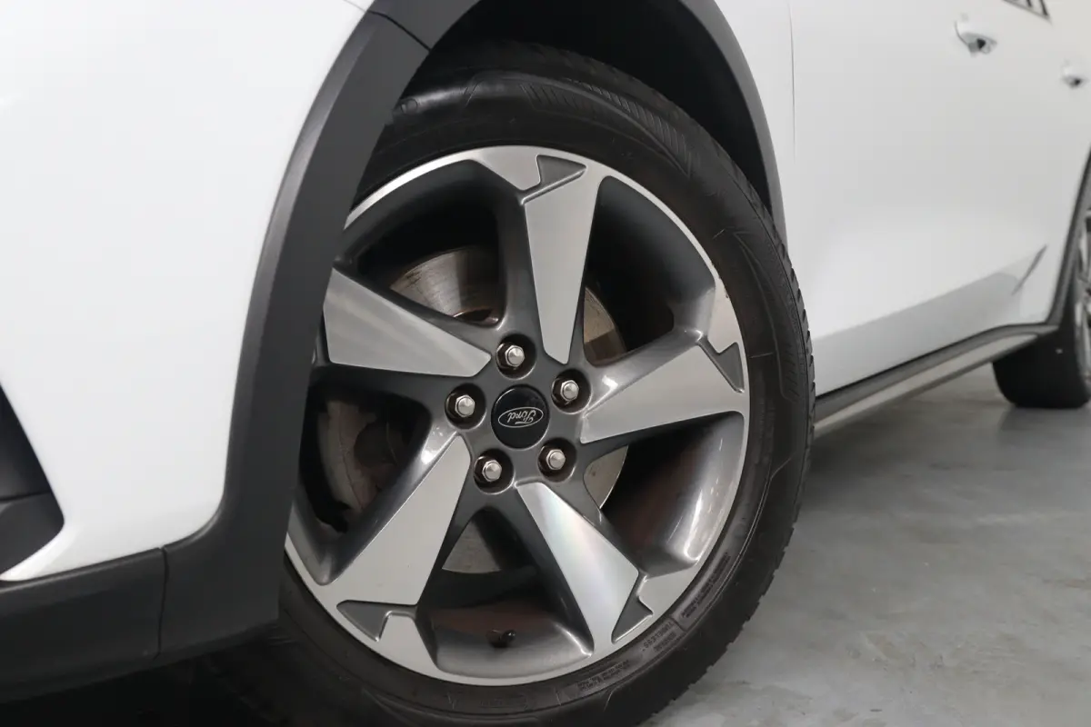 1.0 EcoBoost Active Business | Navigatie | Parkeersensoren | Keyless start | 17 Lichtmetalen velgen | Airco | Cruise Control