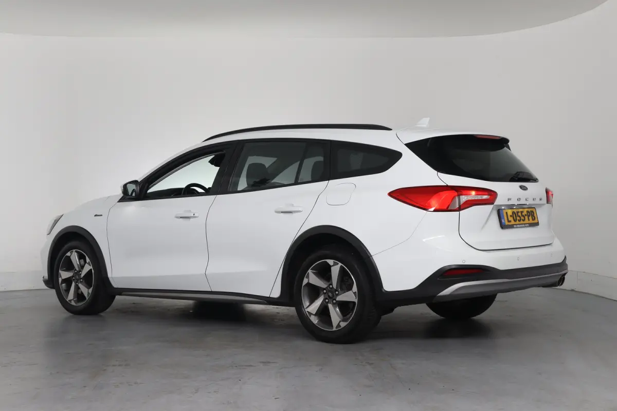 1.0 EcoBoost Active Business | Navigatie | Parkeersensoren | Keyless start | 17 Lichtmetalen velgen | Airco | Cruise Control