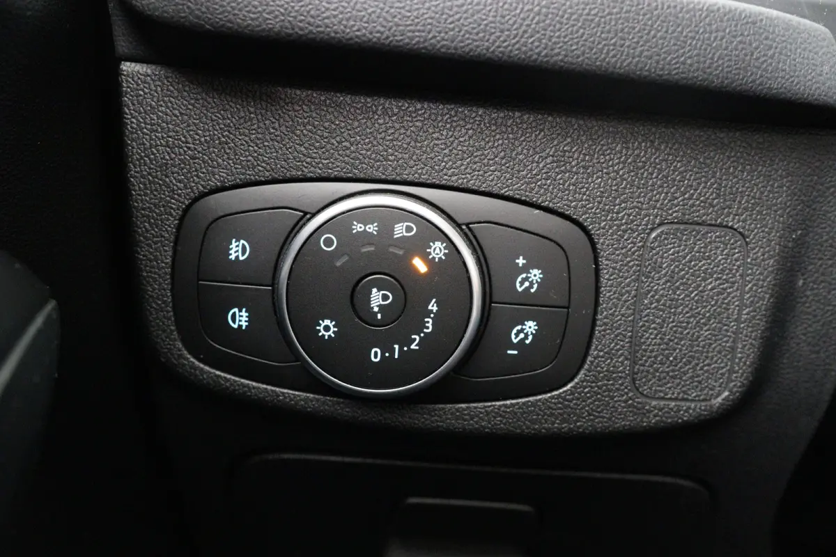 1.0 EcoBoost Active Business | Navigatie | Parkeersensoren | Keyless start | 17 Lichtmetalen velgen | Airco | Cruise Control