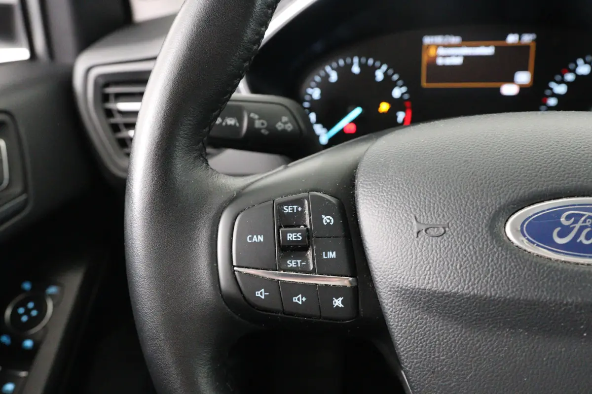 1.0 EcoBoost Active Business | Navigatie | Parkeersensoren | Keyless start | 17 Lichtmetalen velgen | Airco | Cruise Control