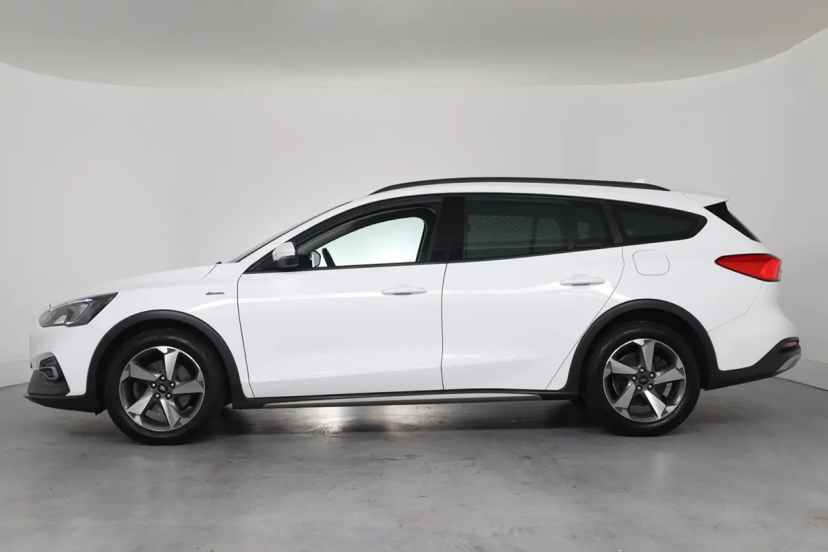 1.0 EcoBoost Active Business | Navigatie | Parkeersensoren | Keyless start | 17 Lichtmetalen velgen | Airco | Cruise Control