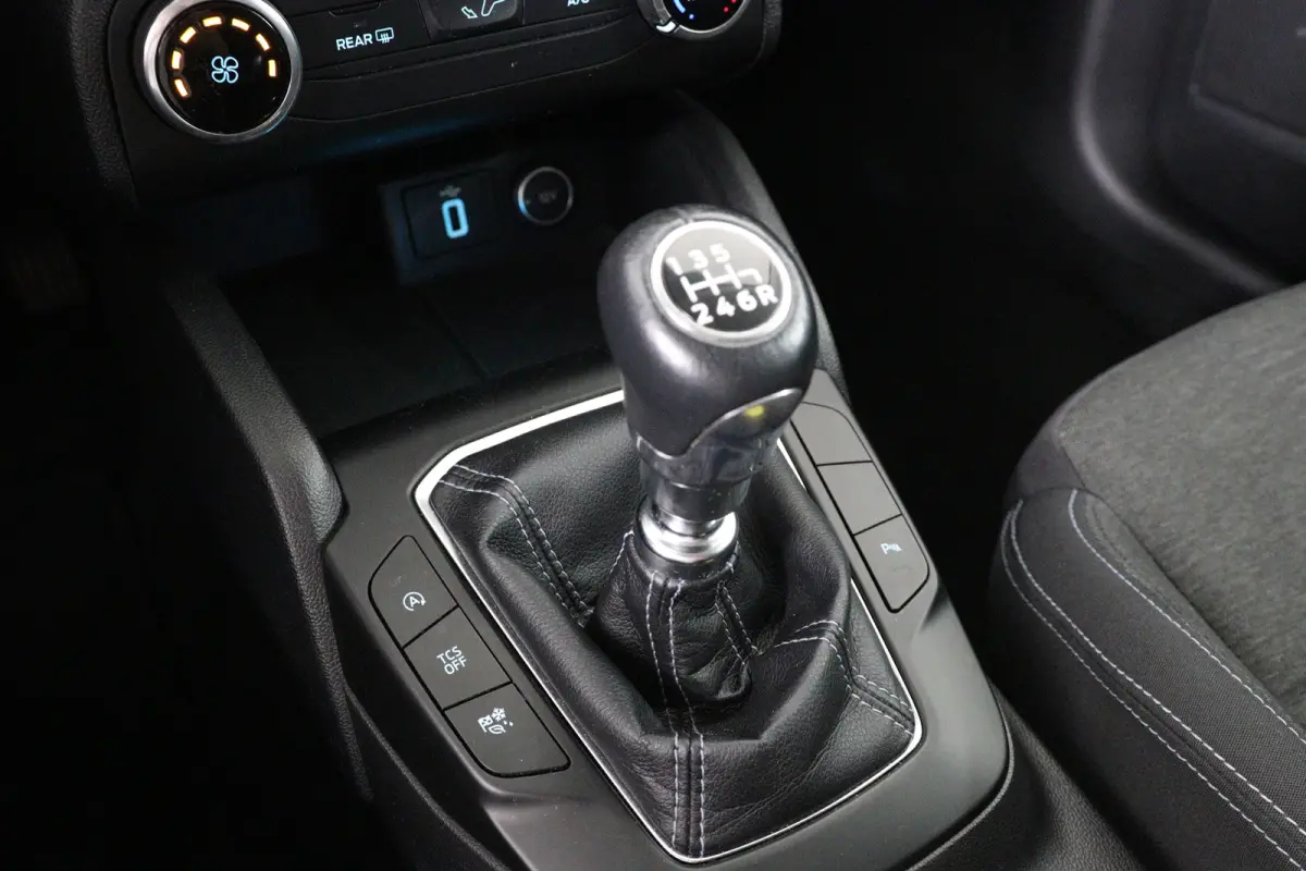 1.0 EcoBoost Active Business | Navigatie | Parkeersensoren | Keyless start | 17 Lichtmetalen velgen | Airco | Cruise Control