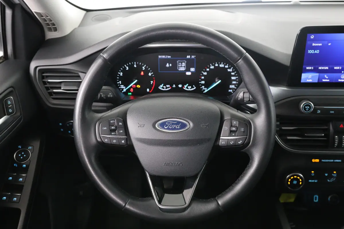 1.0 EcoBoost Active Business | Navigatie | Parkeersensoren | Keyless start | 17 Lichtmetalen velgen | Airco | Cruise Control