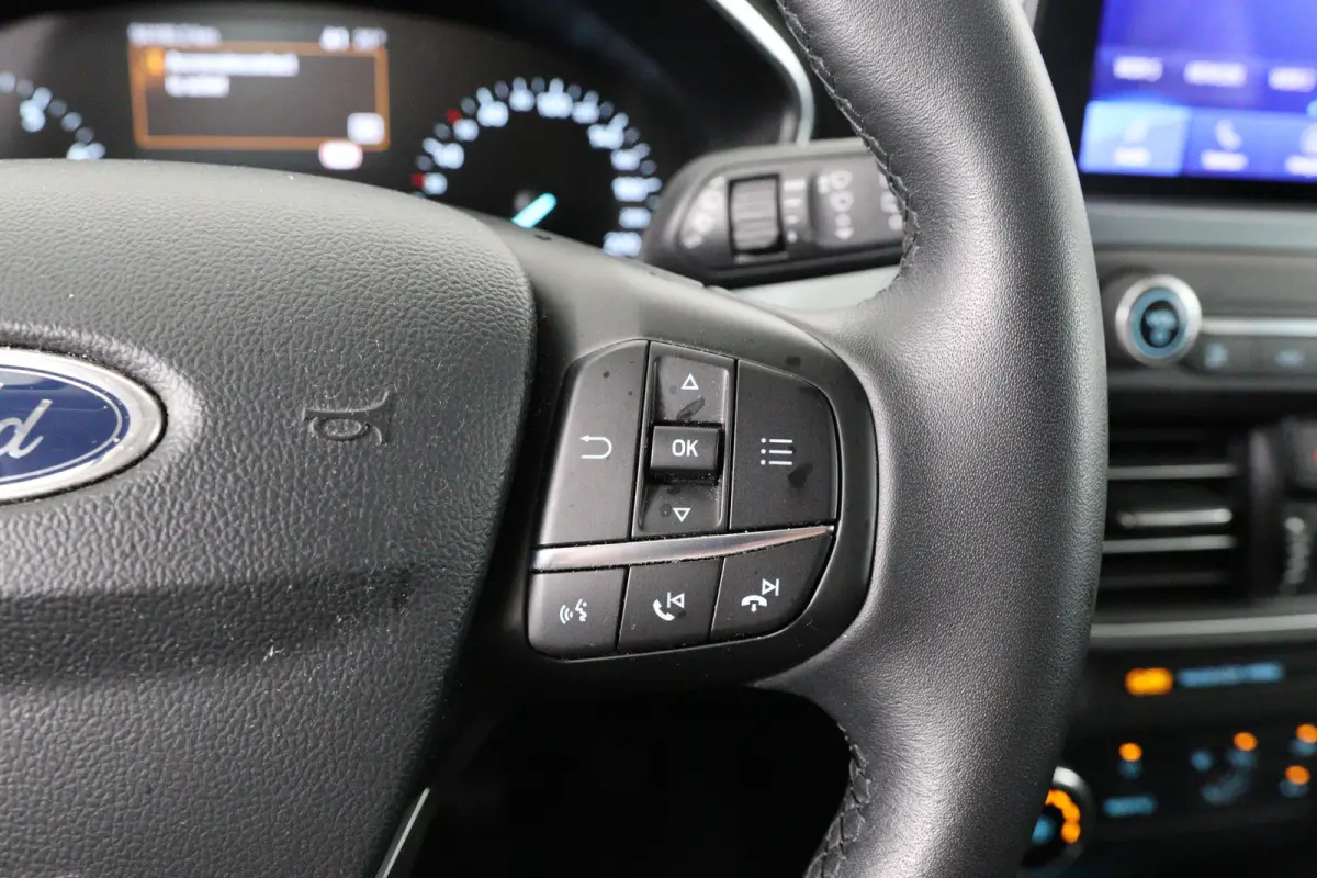 1.0 EcoBoost Active Business | Navigatie | Parkeersensoren | Keyless start | 17 Lichtmetalen velgen | Airco | Cruise Control
