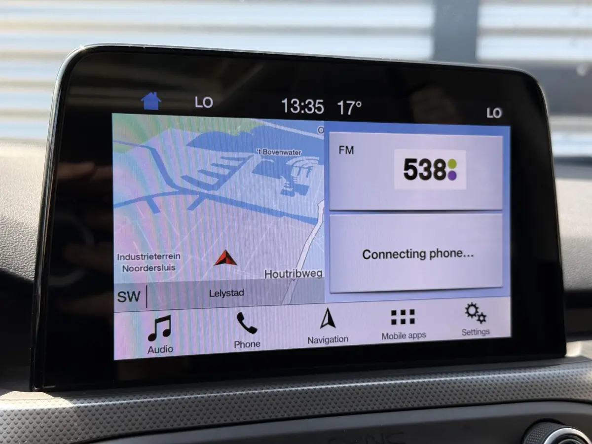 1.0 EcoBoost Titanium Business 2e Eigenaar|Pano|Stoel+stuurverw|Adap Cruise|Carplay|HUD|Dealer Onderhouden|Camera|Clima|PDC V+A|Trekhaak|LM velgen|Navi|Elek Ramen|N.A.P.|APK tot 07-2027