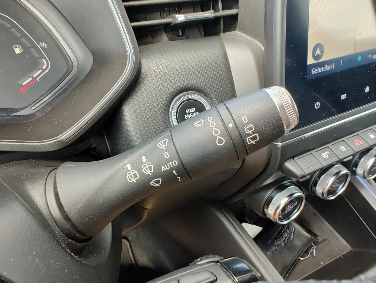 1.0 TCe INTENS AUTOMAAT Trekhaak | Cruise | Camera | Keyless