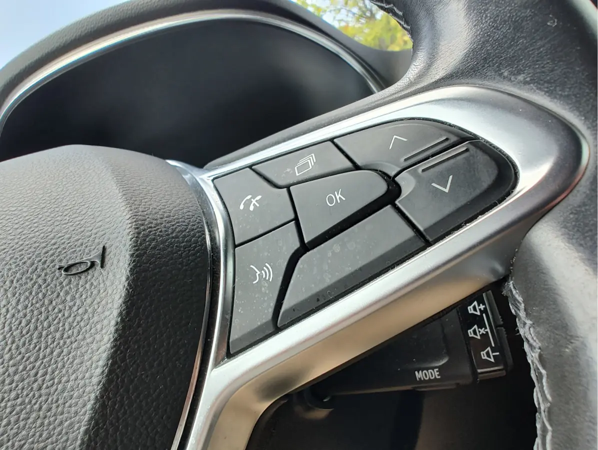 1.0 TCe INTENS AUTOMAAT Trekhaak | Cruise | Camera | Keyless