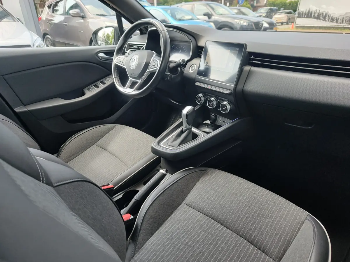 1.0 TCe INTENS AUTOMAAT Trekhaak | Cruise | Camera | Keyless