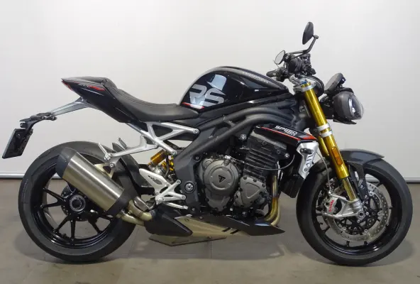 1200 RS