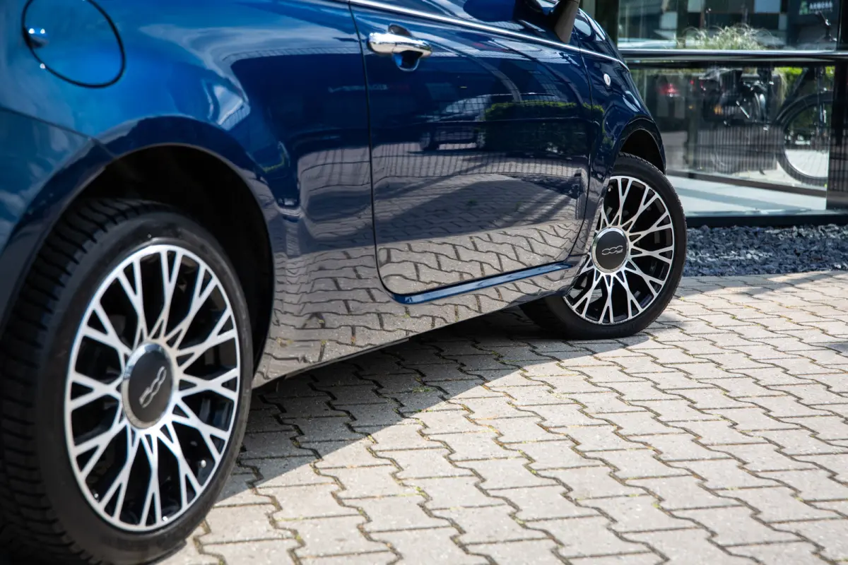 0.9 TwinAir Turbo Collezione , Panoramadak, Navigatie, Cruise control,