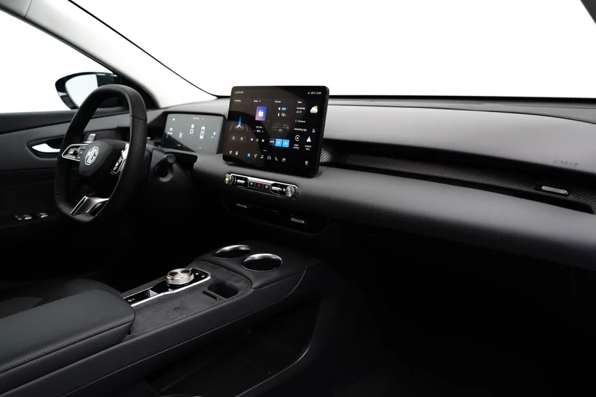 S5 EV 64 kWh Luxury | 360* Camera | 100% SOH | Adaptieve Cruise Control | Elektrische Achterklep | Warmtepomp | Stoel & Stuurverwarming |