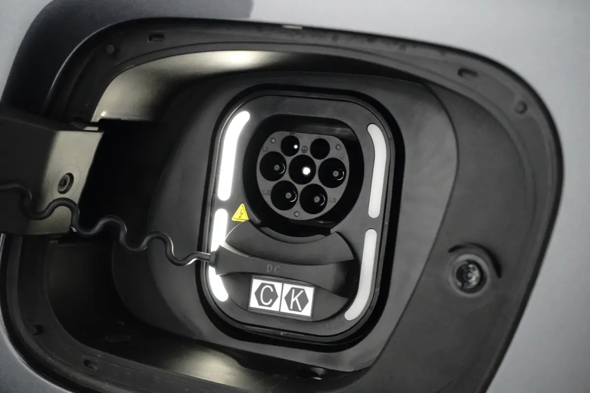 S5 EV 64 kWh Luxury | 360* Camera | 100% SOH | Adaptieve Cruise Control | Elektrische Achterklep | Warmtepomp | Stoel & Stuurverwarming |