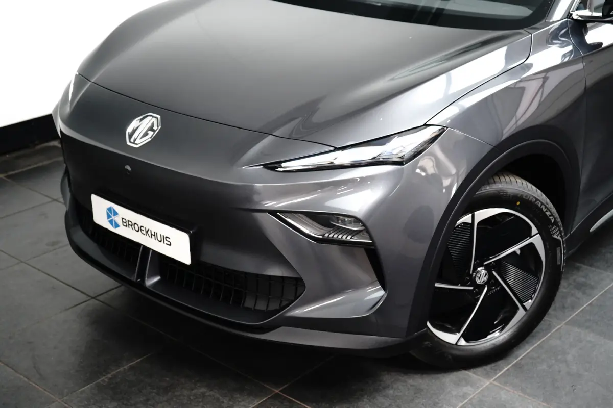S5 EV 64 kWh Luxury | 360* Camera | 100% SOH | Adaptieve Cruise Control | Elektrische Achterklep | Warmtepomp | Stoel & Stuurverwarming |