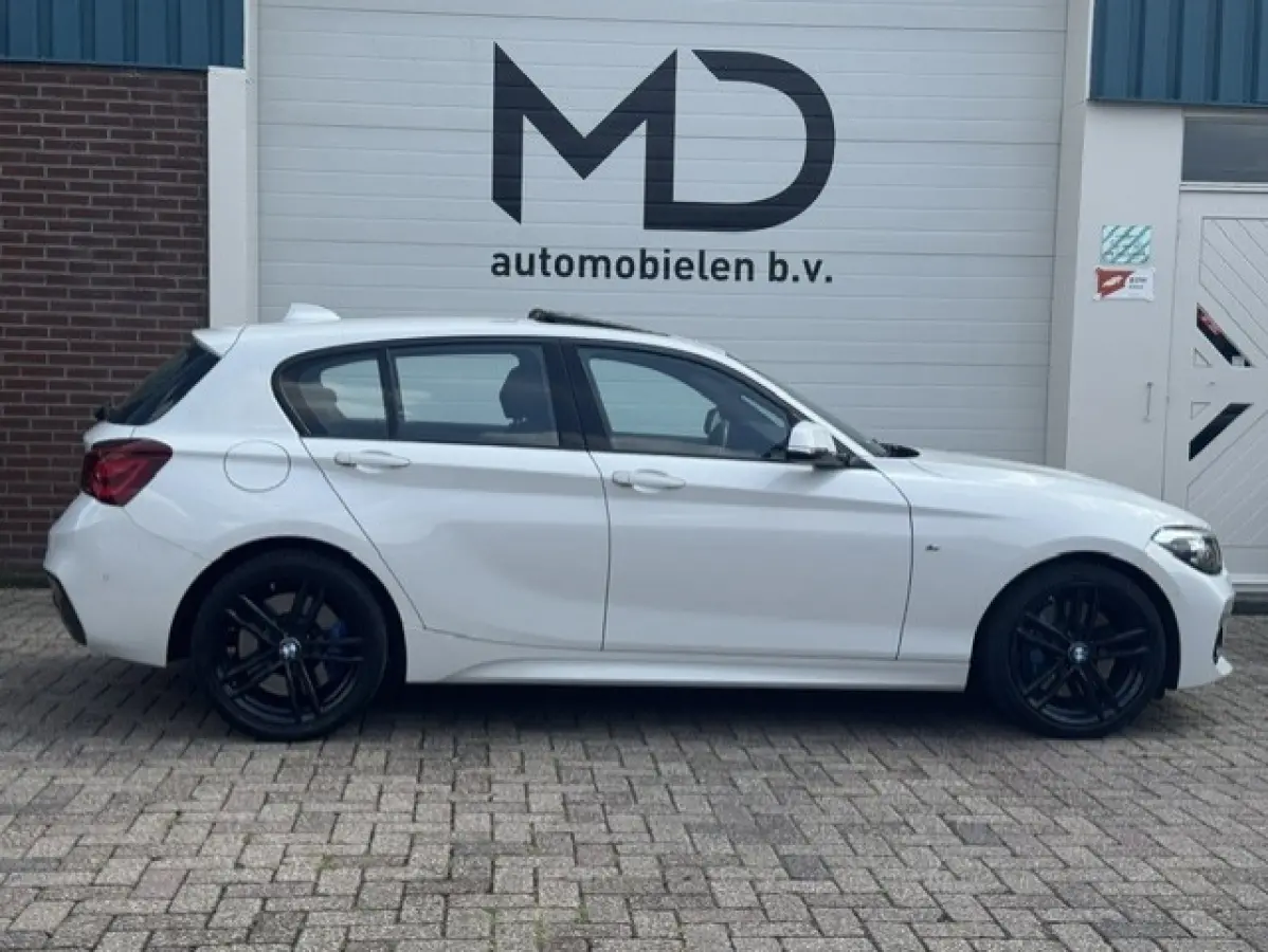 118i Edition M Sport - Schuifdak - LED - Leder - Harman Kardon