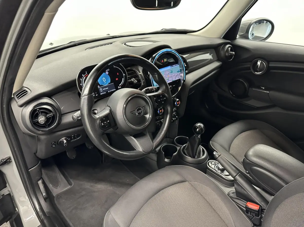1.5 One Essential|Carplay|Camera|Cruise|Navi|