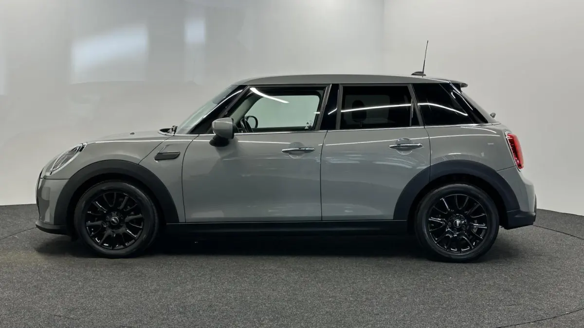 1.5 One Essential|Carplay|Camera|Cruise|Navi|
