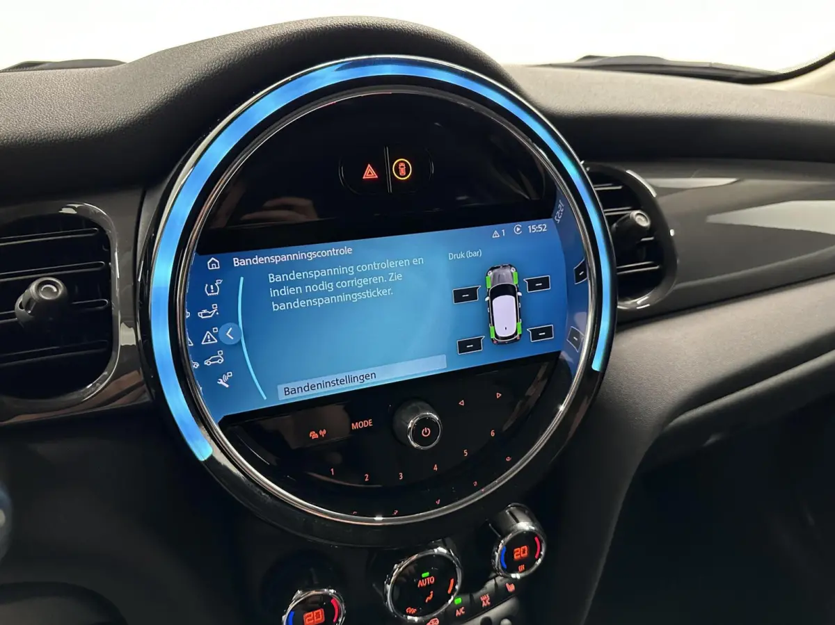 1.5 One Essential|Carplay|Camera|Cruise|Navi|