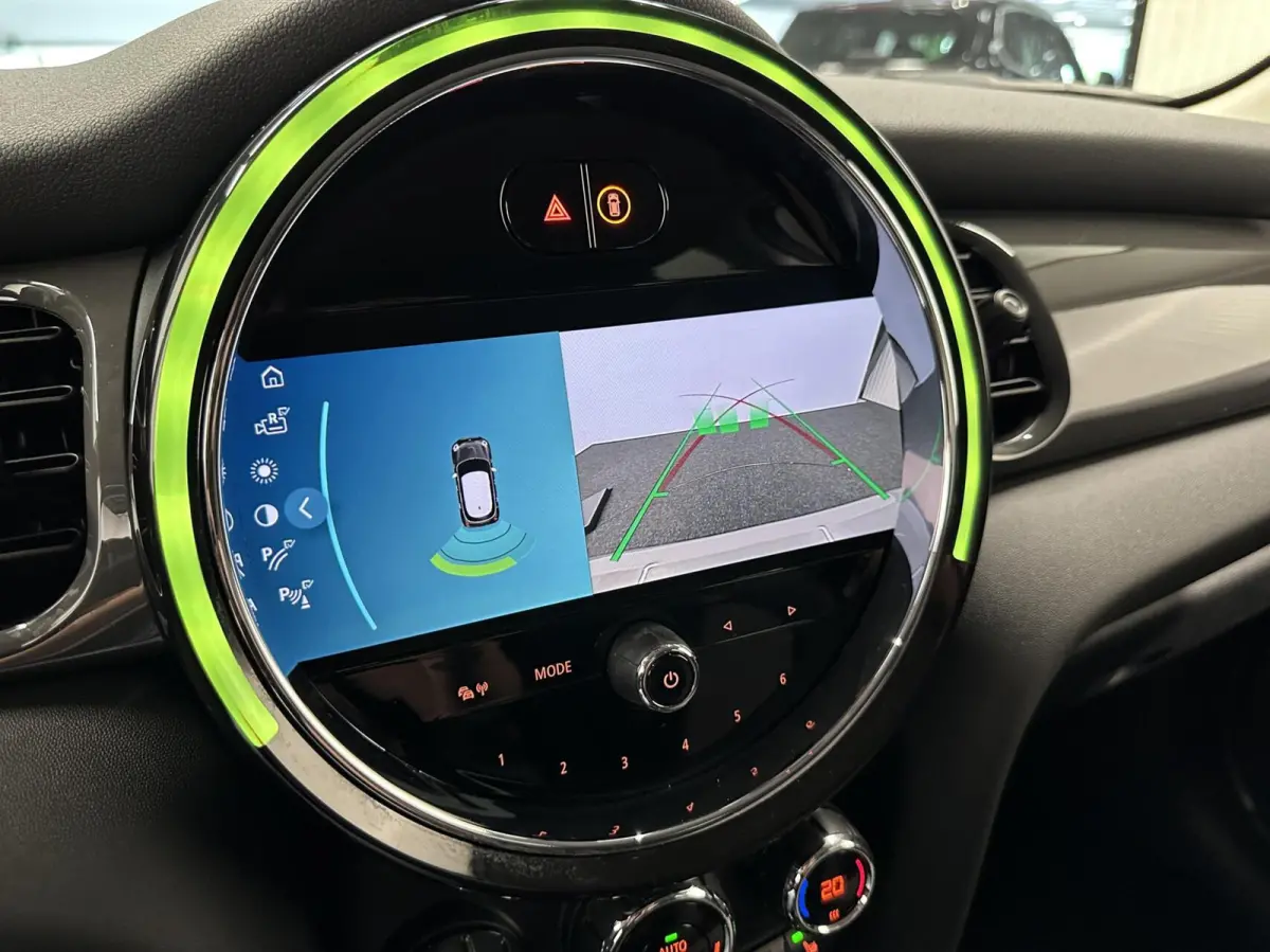 1.5 One Essential|Carplay|Camera|Cruise|Navi|