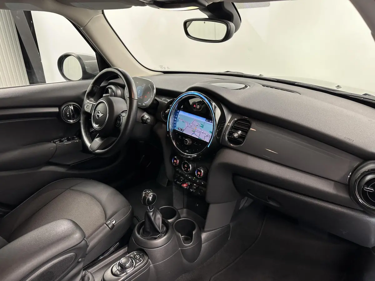 1.5 One Essential|Carplay|Camera|Cruise|Navi|