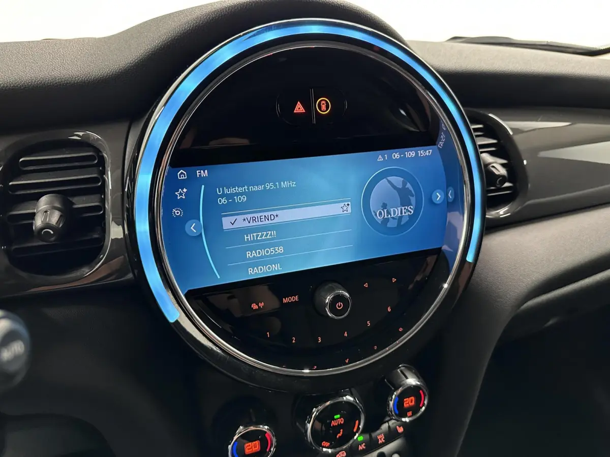 1.5 One Essential|Carplay|Camera|Cruise|Navi|