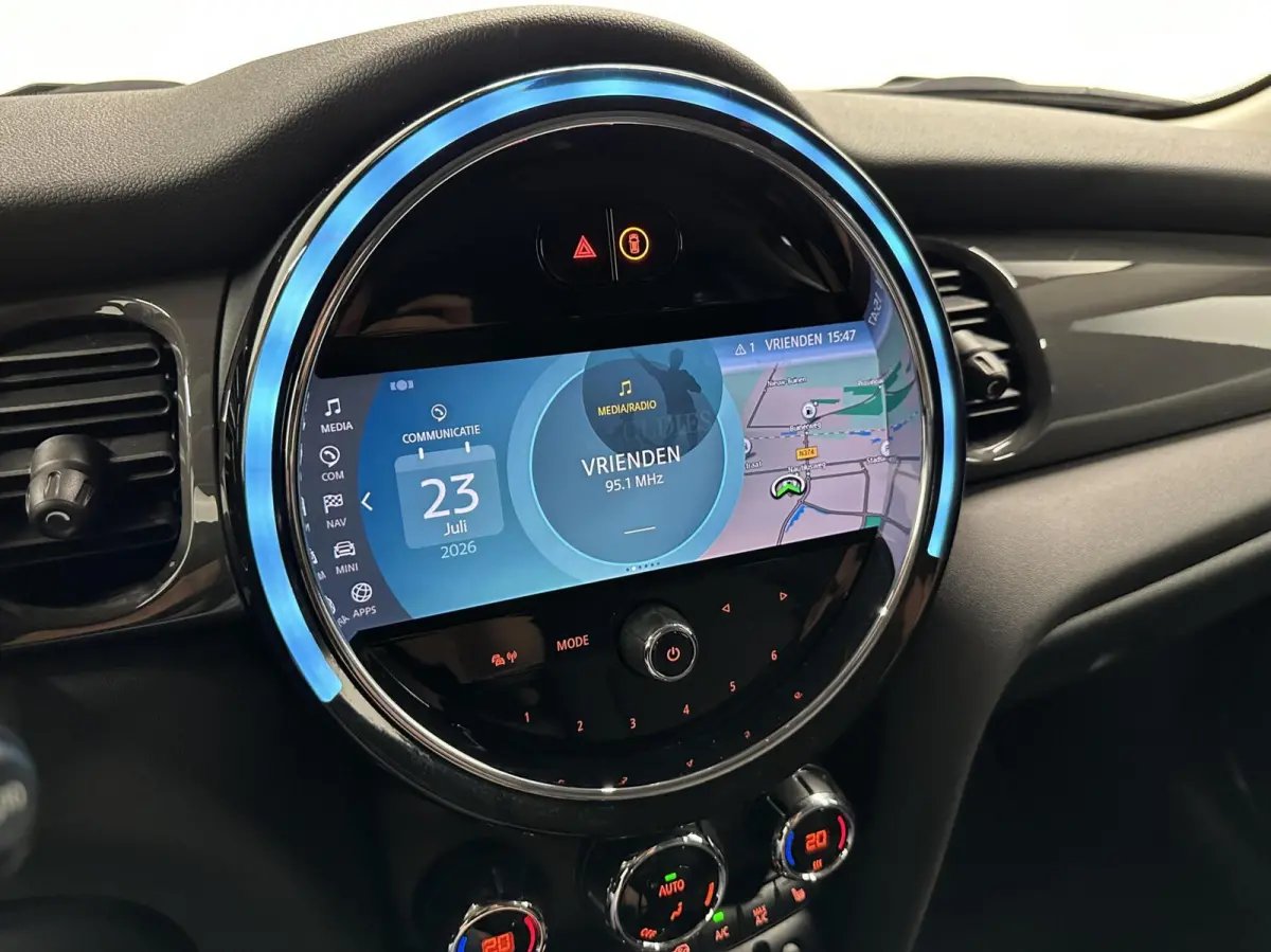 1.5 One Essential|Carplay|Camera|Cruise|Navi|