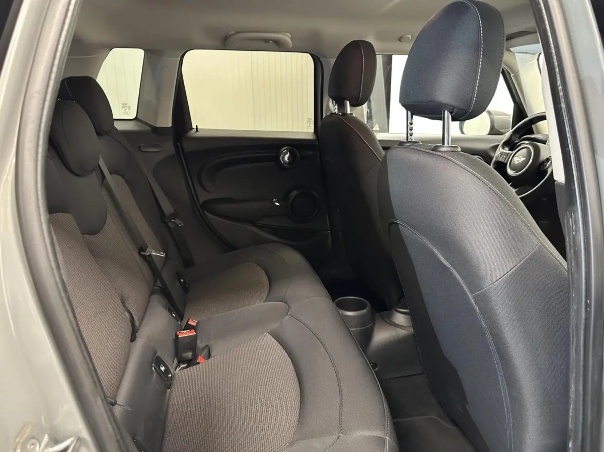 1.5 One Essential|Carplay|Camera|Cruise|Navi|