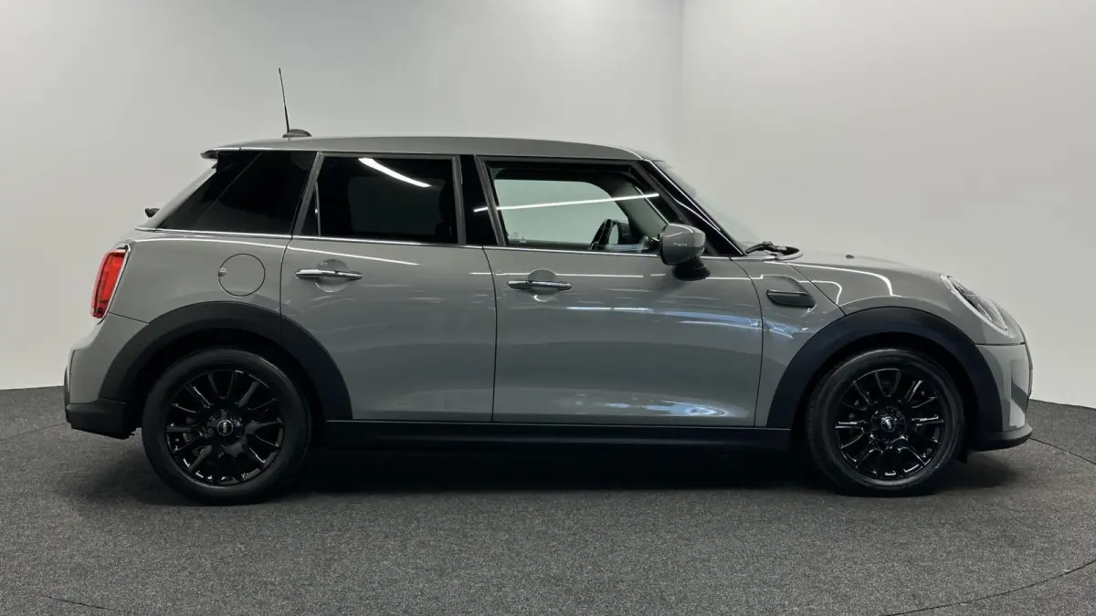 1.5 One Essential|Carplay|Camera|Cruise|Navi|