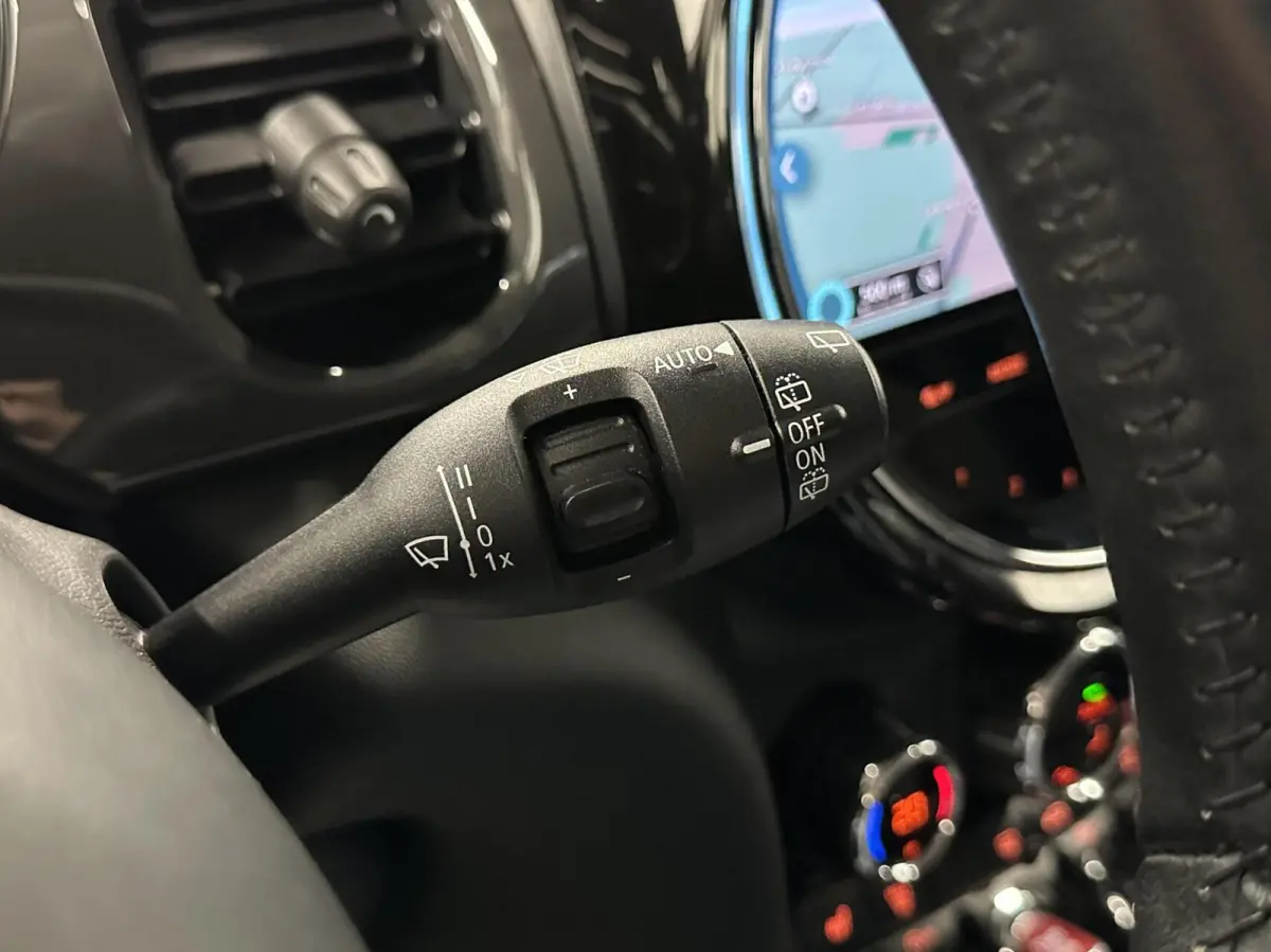 1.5 One Essential|Carplay|Camera|Cruise|Navi|