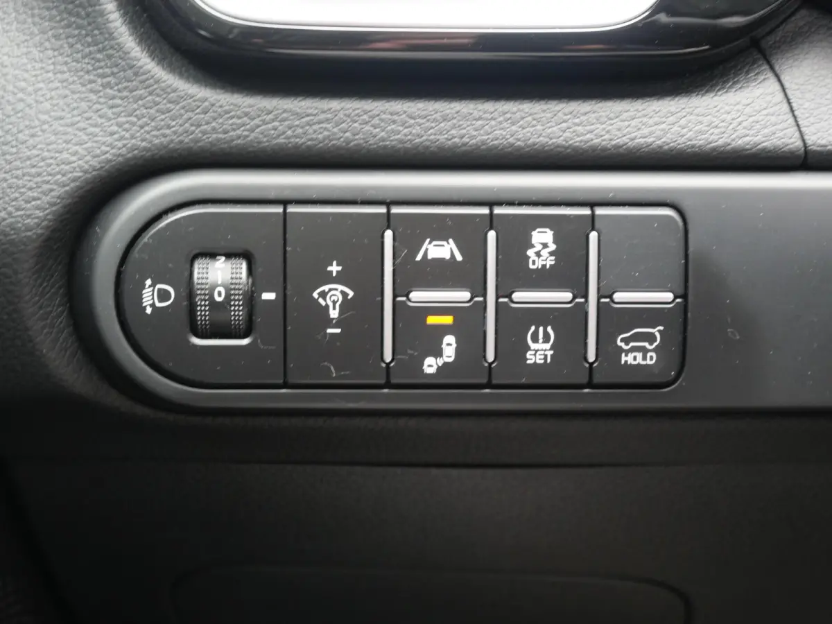 1.0 T-GDi GT-Line | LED | Carplay | Schuif-/Kanteldak | Clima | Camera | Navi | Camera