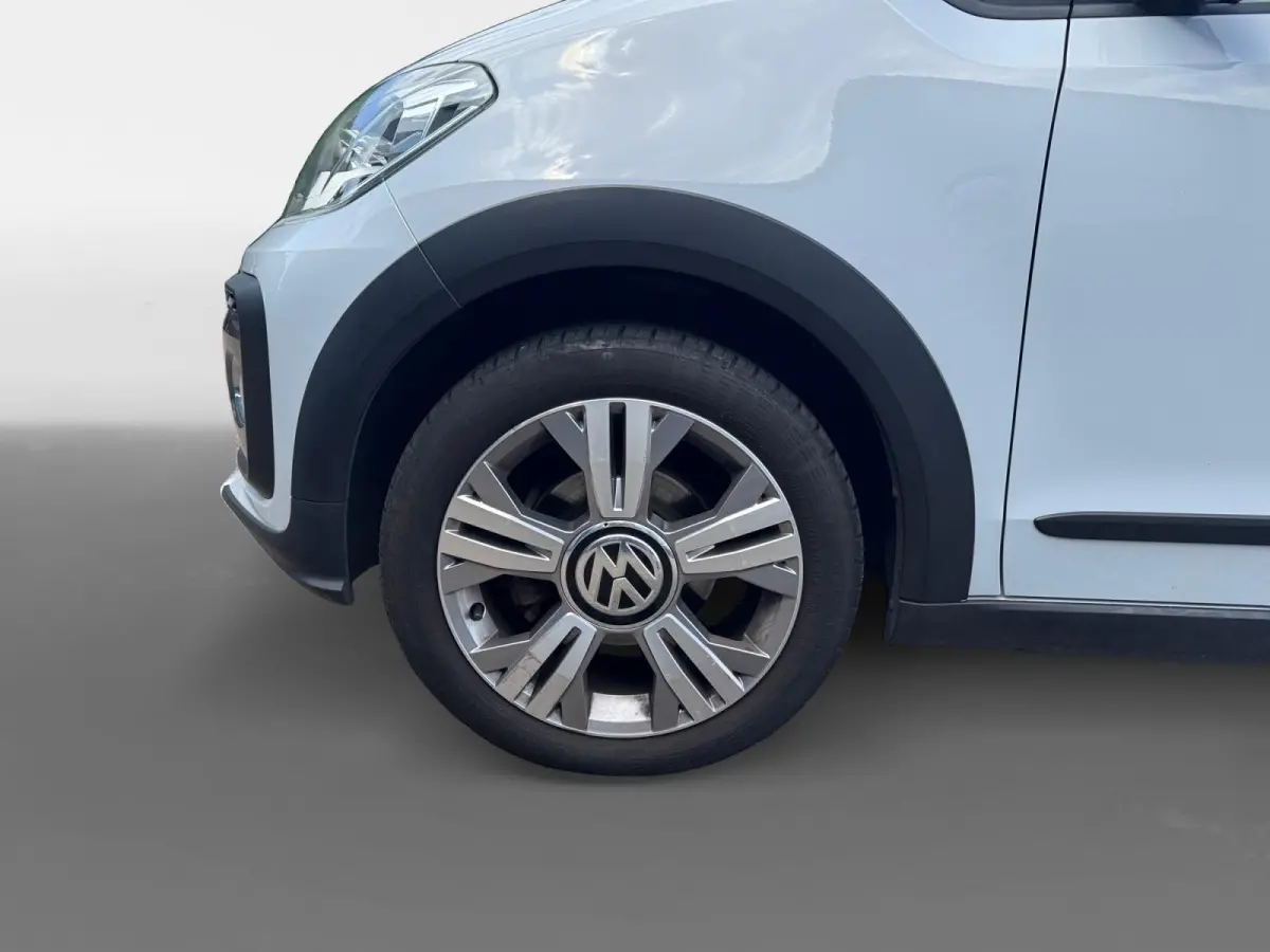 Up! 1.0 TSI BMT cross up! | Parkeercamera | Stoel + Stuurverwarming | Climate control | Bluetooth | Lm-velgen