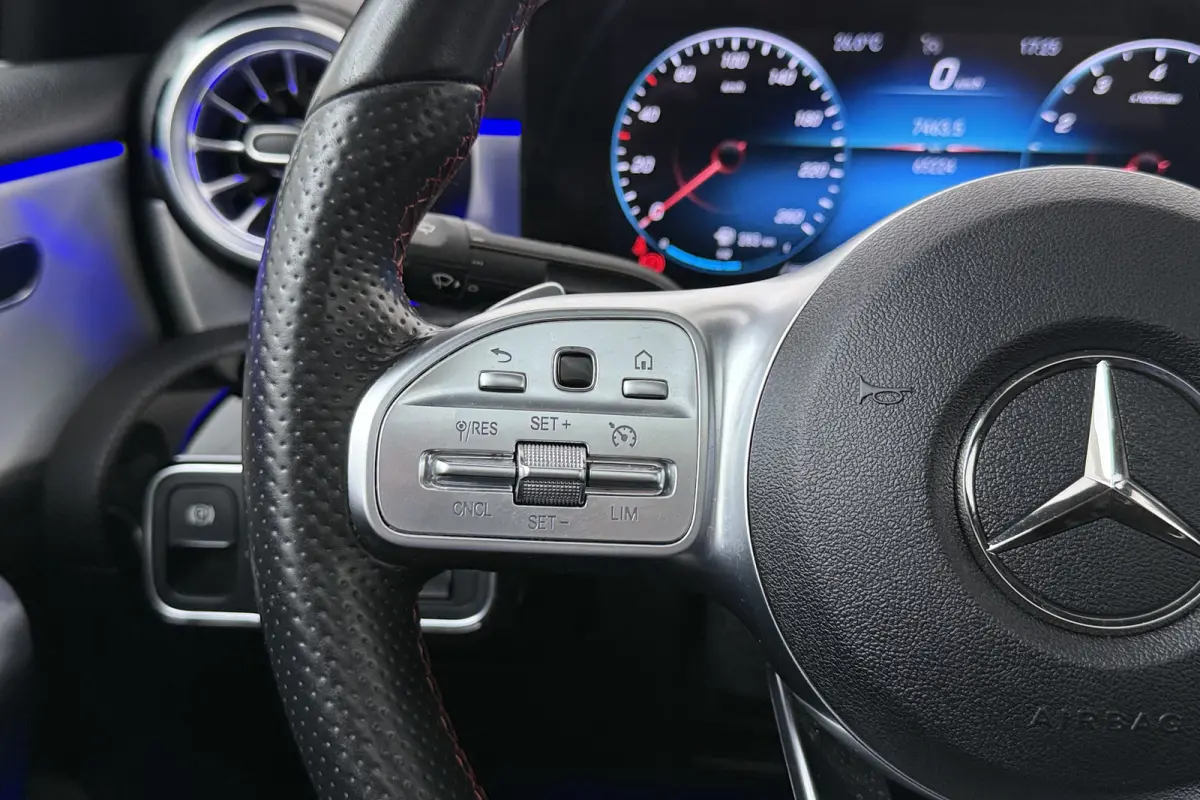 180 AMG Night-Pack Pano-Dak 18'LMV Carplay Sfeerverlichting