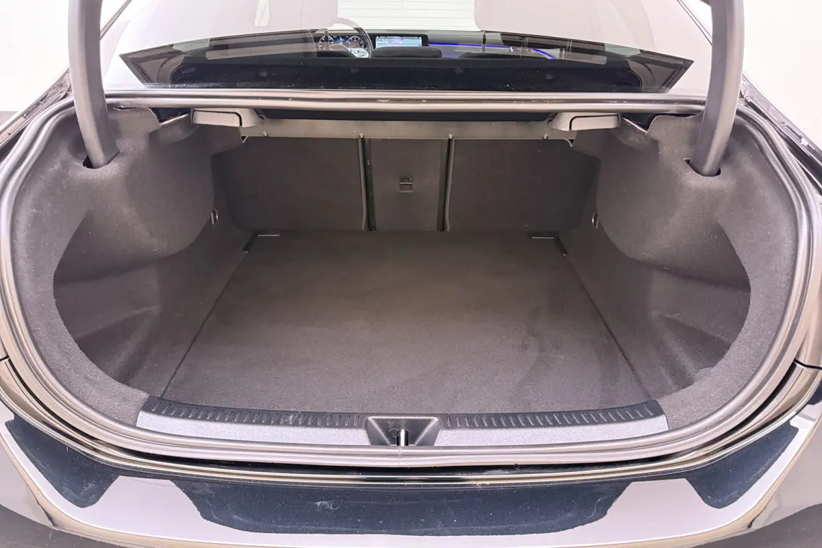 180 AMG Night-Pack Pano-Dak 18'LMV Carplay Sfeerverlichting