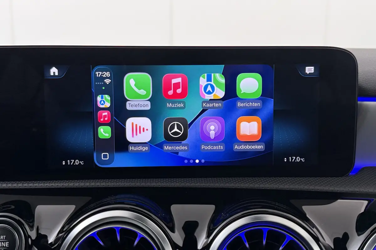 180 AMG Night-Pack Pano-Dak 18'LMV Carplay Sfeerverlichting