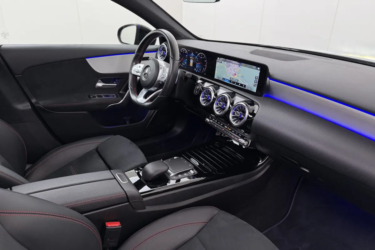 180 AMG Night-Pack Pano-Dak 18'LMV Carplay Sfeerverlichting