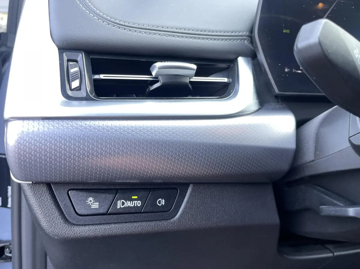 218i M-Pakket CAMERA|LEER|DODEHOEK|STOELVERWARMING|KEYLESS|LED KOPLAMPEN|CARPLAY|ELEKTRISCHE KOFFERKLEP