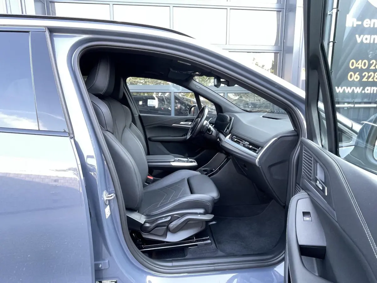 218i M-Pakket CAMERA|LEER|DODEHOEK|STOELVERWARMING|KEYLESS|LED KOPLAMPEN|CARPLAY|ELEKTRISCHE KOFFERKLEP