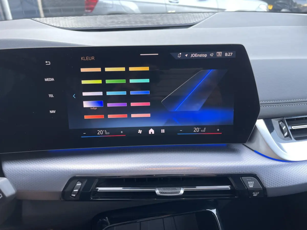 218i M-Pakket CAMERA|LEER|DODEHOEK|STOELVERWARMING|KEYLESS|LED KOPLAMPEN|CARPLAY|ELEKTRISCHE KOFFERKLEP