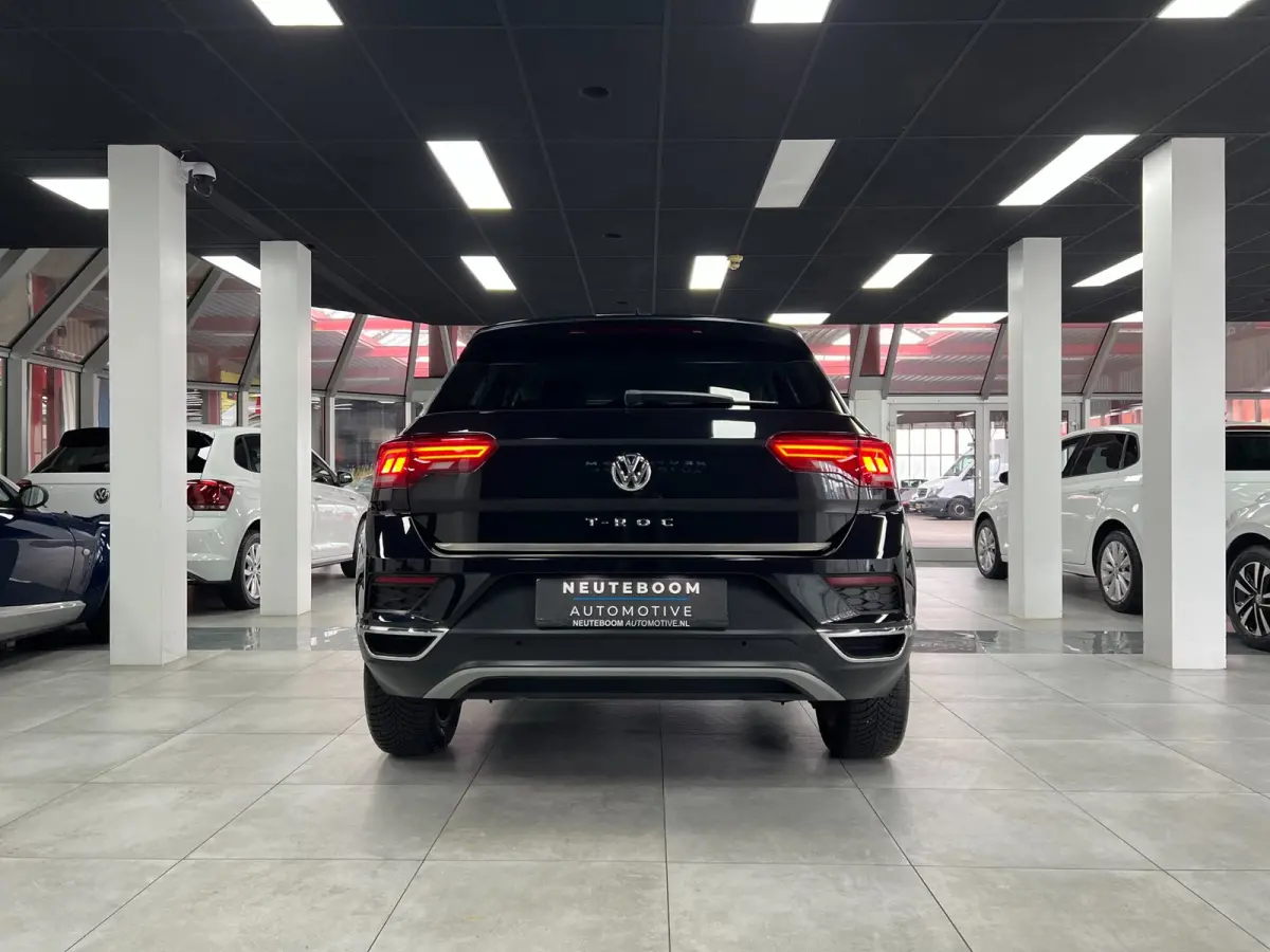 1.0 TSI | ACC | PDC | Camera | Elektr.koffer